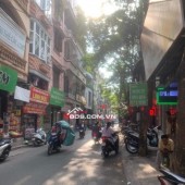 BÁN NHÀ NGUYỄN TRÃI, Ô TÔ ĐỖ CỬA, ĐẦY ĐỦ CÔNG NĂNG, NHỈNH 3 TỶ